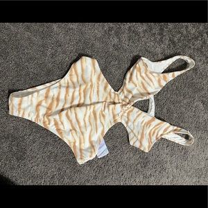 Forever 21 One-piece Bathing suit!